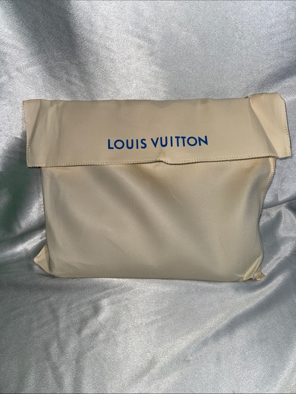 Louis Vuitton NéoNoé MM bucket bag in Monogram canvas with red🔥New! - Picture 7 of 8